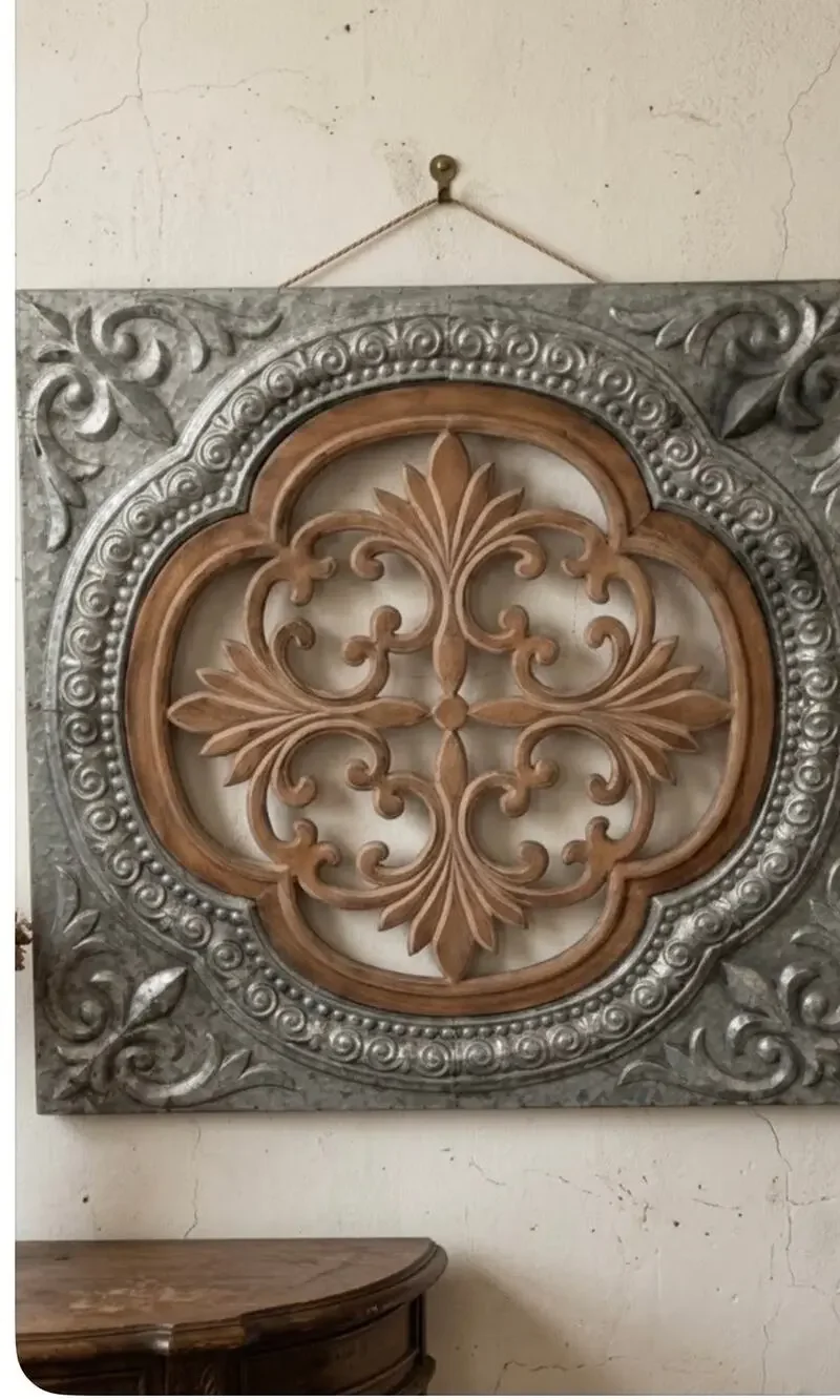Rustic Metal & Wood Wall Medallion Fleur De Lis Carving Decor NEW